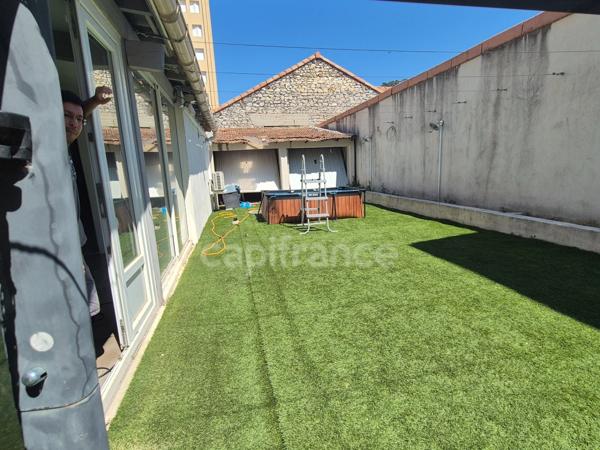 Local/bureau à vendre ALES (30)
