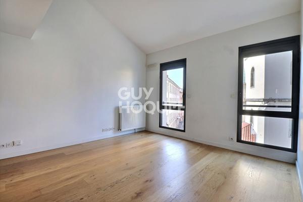 Appartement T3bis avec mezzanine et balcon - Quartier Saint-Louis