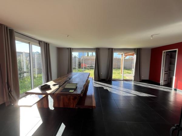 Maison à louer |                                        Carcans |                                        5 pièces  | 122 m²