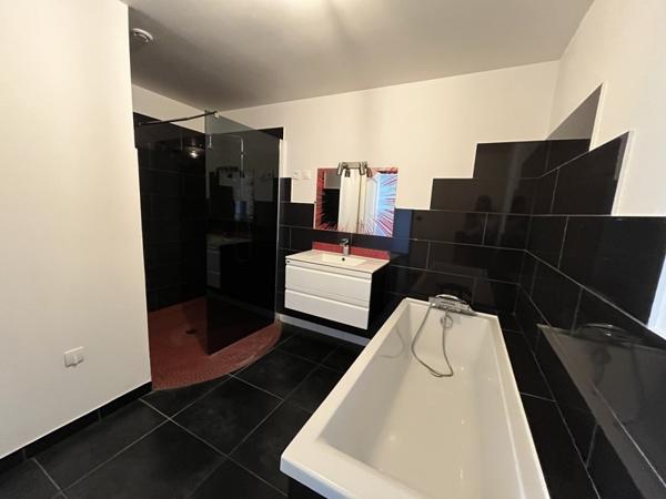 Maison à louer |                                        Carcans |                                        5 pièces  | 122 m²