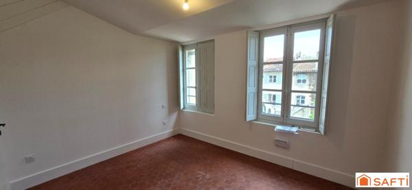 Magnifique T4 rénové, balcon, intra-muros Avignon