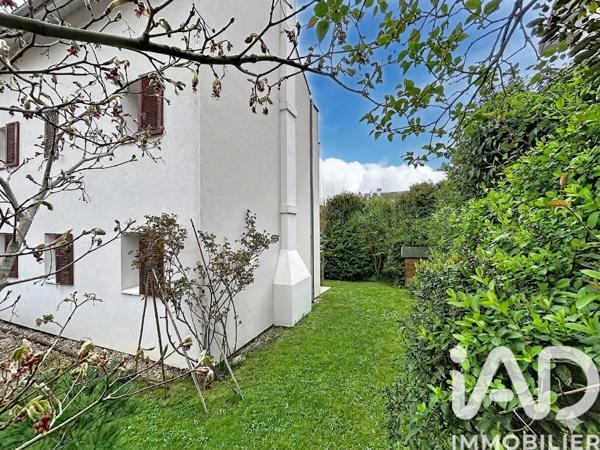 Maison à vendre 6 pièces 156 m² Garches