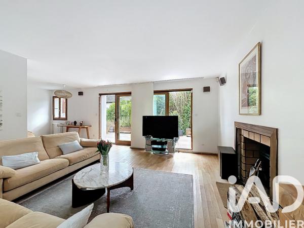 Maison à vendre 6 pièces 156 m² Garches