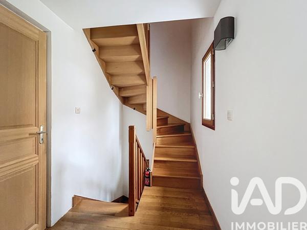 Maison à vendre 6 pièces 156 m² Garches
