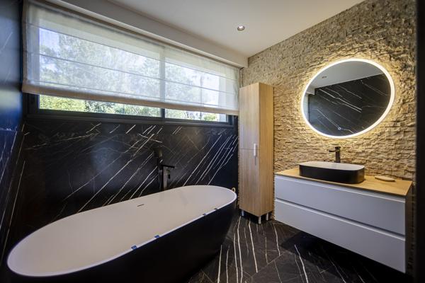 Belle villa contemporaine à Mougins proche vieux village et écoles internationales
