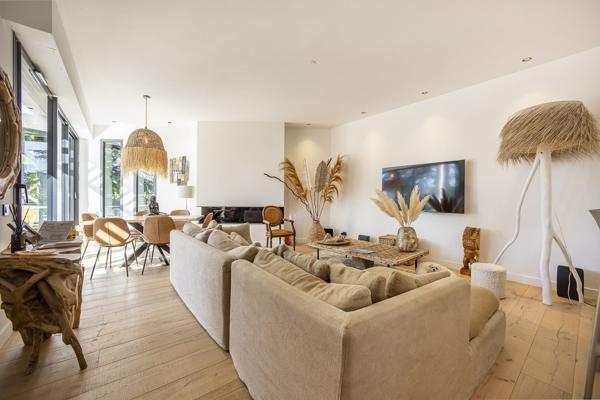 Belle villa contemporaine à Mougins proche vieux village et écoles internationales