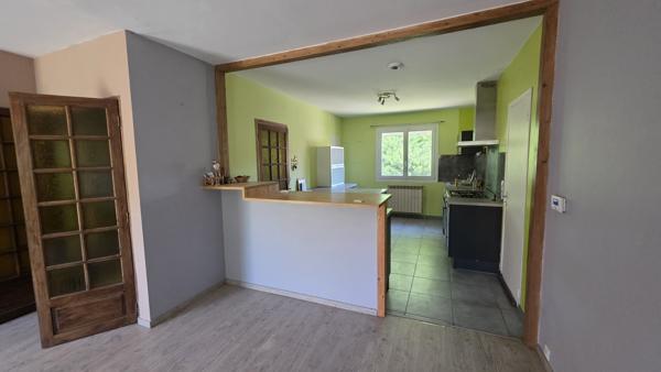 Maison
         3 pièces
        - 92 m² 160 000 € *