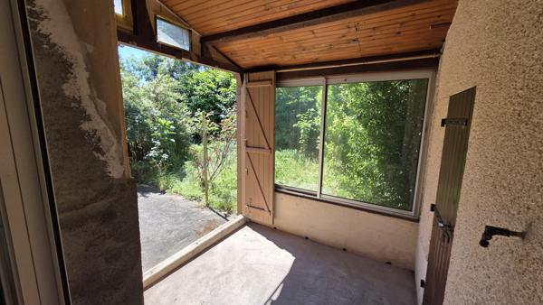 Maison
         3 pièces
        - 92 m² 160 000 € *