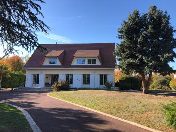 Magnifique propriété a 3 minutes de Chatellerault