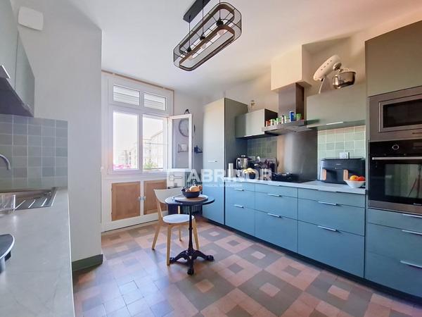 APPARTEMENT T3 style HAUSSMANIEN au coeur de TOURCOING