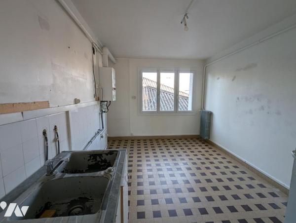 VALENCE CENTRE - Appartement T3, 75 M2 