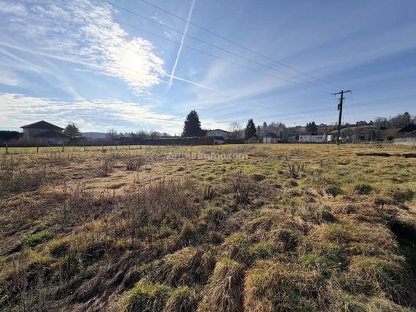 Vente Terrain 647 m2 à Les Avenières Veyrins-Thuellin