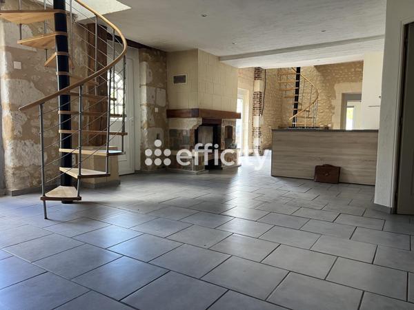 Maison
         8 pièces
        - 205 m² 212 000 €*