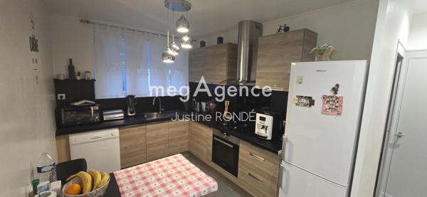 Maison à BRESSUIRE, 79300 - 5 pièces 121m²