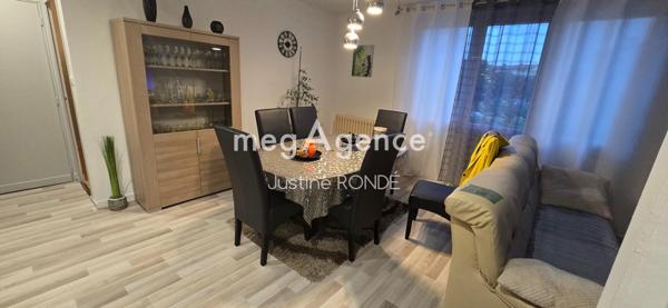 Maison à BRESSUIRE, 79300 - 5 pièces 121m²