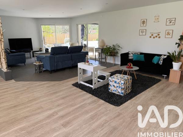 Maison à vendre 8 pièces 228 m² Pompaire