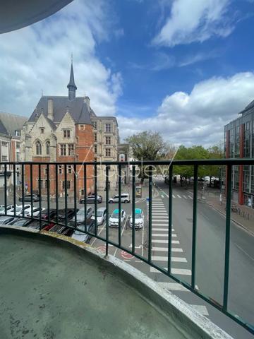 LILLE centre/ gares- 550 000 € FAI