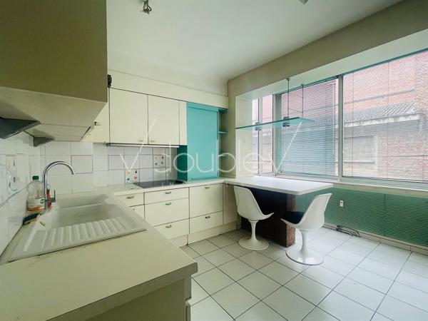 LILLE centre/ gares- 550 000 € FAI