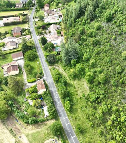 Terrain dominant de 5 200 m² vue dégagée, projet de villa validé