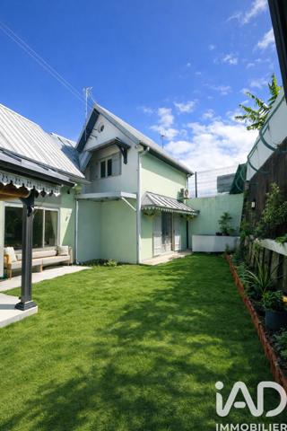 Maison à vendre 12 pièces 250 m² Saint-André