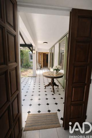 Maison à vendre 12 pièces 250 m² Saint-André