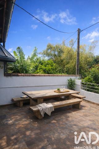 Maison à vendre 12 pièces 250 m² Saint-André