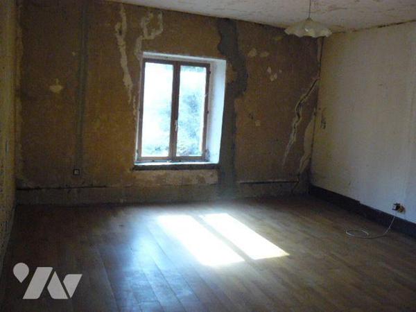 Maison à Vendre à Harsault (88240) en Vosges (88)

Cette maison de 85 m² se situe sur un terr...