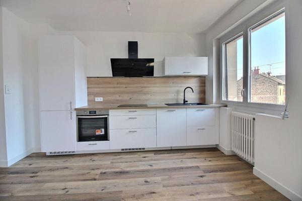 Appartement T3 rénové avec terrasse - Brive centre quartier Lycée - 169 900 euros
