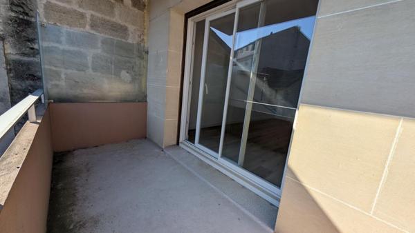Appartement T3 rénové avec terrasse - Brive centre quartier Lycée - 169 900 euros