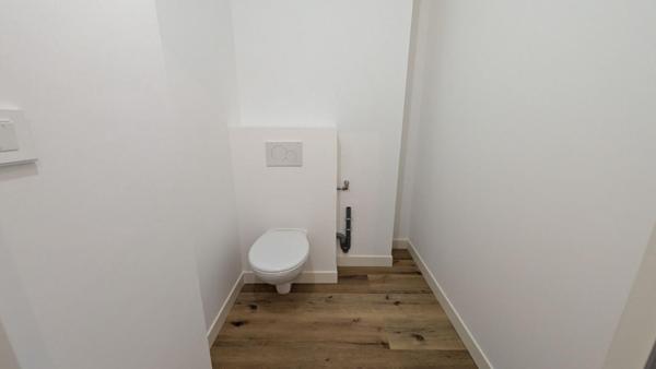 Appartement T3 rénové avec terrasse - Brive centre quartier Lycée - 169 900 euros