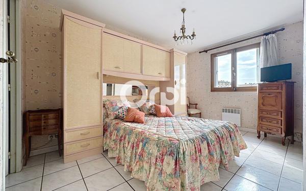 Appartement à vendre    2 pièces • 46,67 m2 Fréjus