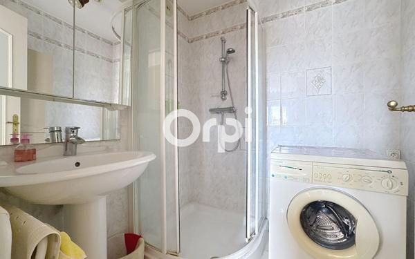 Appartement à vendre    2 pièces • 46,67 m2 Fréjus