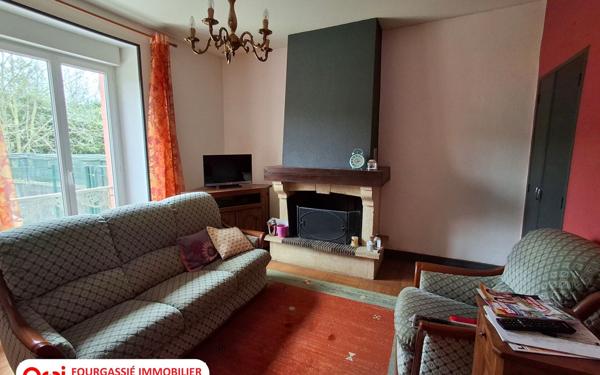 Maison à vendre    3 pièces •  Lacabarède