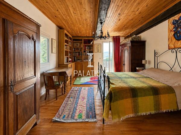 Maison de caractère – 260 m² – 4 appartements & revenus locatifs