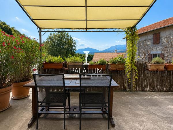 Maison de caractère – 260 m² – 4 appartements & revenus locatifs