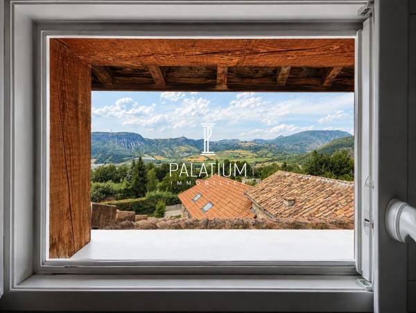 Maison de caractère – 260 m² – 4 appartements & revenus locatifs