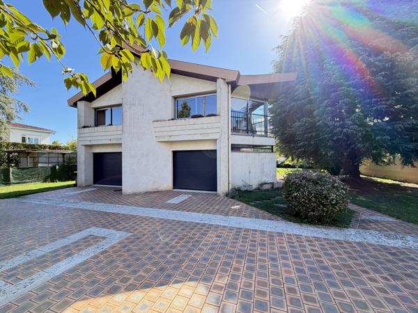 Maison 5 pièce(s) 4 chambre(s) 125 m²