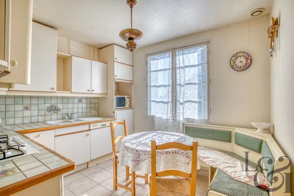 Maison traditionnelle des années 1970 à vendre à Villeneuve-sur-Lot