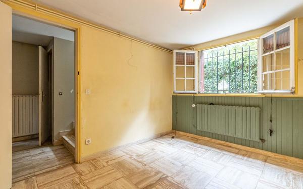 Maison à vendre    6 pièces • 180 m2 Saint-Maur-des-Fossés