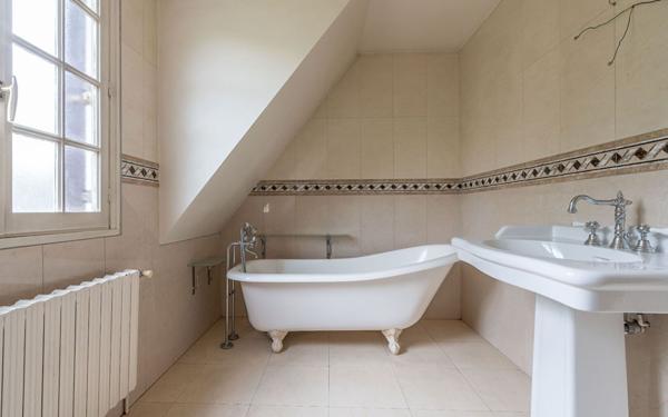 Maison à vendre    6 pièces • 180 m2 Saint-Maur-des-Fossés