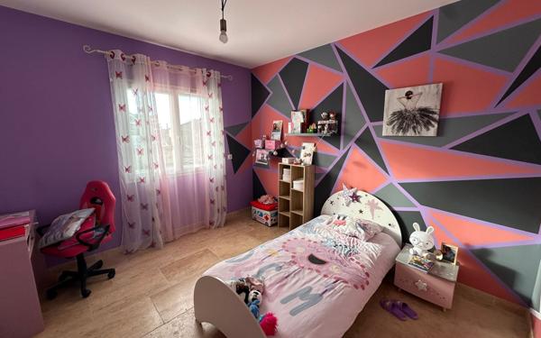 Maison à vendre    5 pièces •  Lablachère