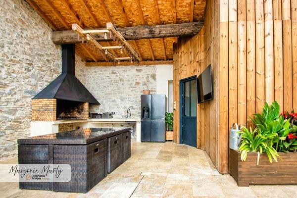 Loft  d'exception  - 8 pièce(s) - 188 m2 - 11200 PARAZA - 890 000  HAI