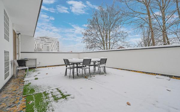 Maison à vendre    6 pièces •  Pantin