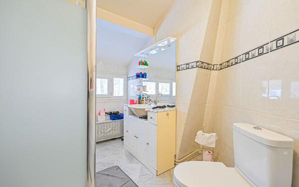 Maison à vendre    6 pièces •  Pantin