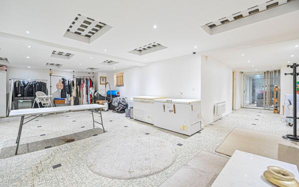 Maison à vendre    6 pièces •  Pantin