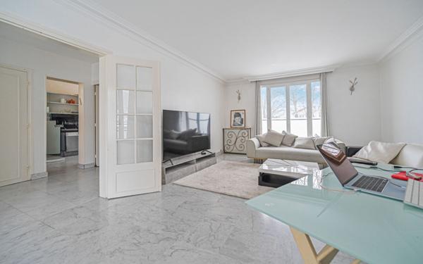 Maison à vendre    6 pièces •  Pantin