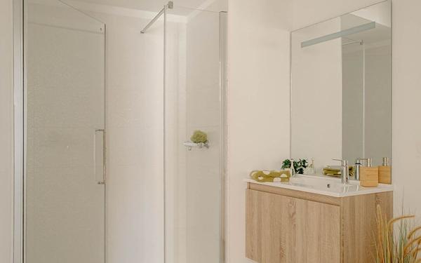 Maison à vendre    2 pièces • 45,79 m2 La Rochelle