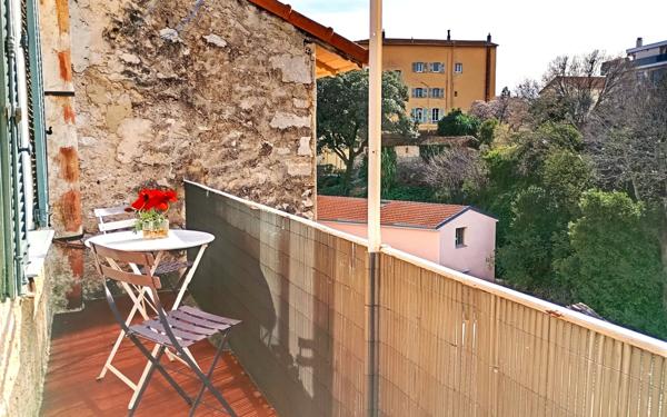 Appartement à vendre    3 pièces • 45,78 m2 Cannes