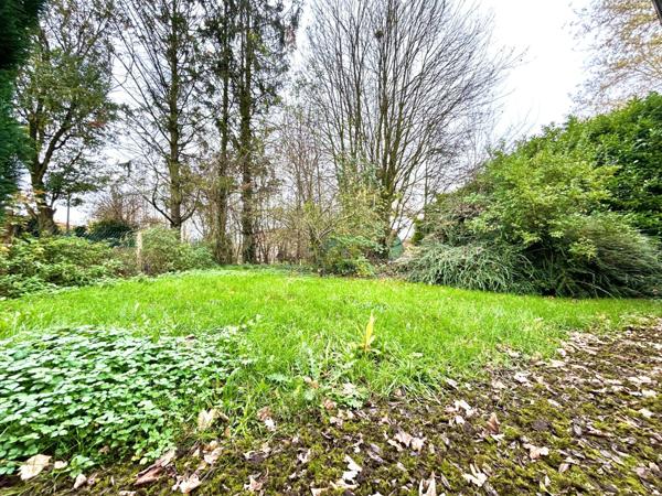 Terrain 1255 m²  cadre de vie unique à la campagne