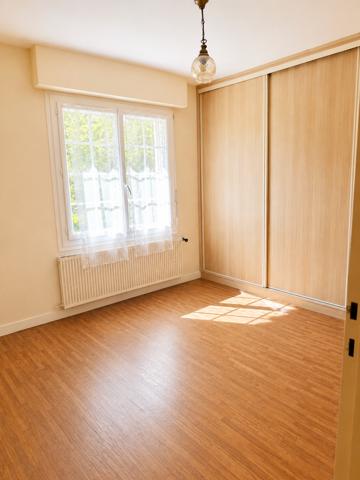 Maison 9 pièce(s) 6 chambre(s) 190.7 m²